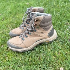 Ahnu Montara IIl Hiking Boots Womens Size 8 Brown Waterproof Leather Vibram Sole